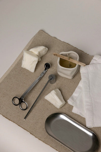 Rituel Horelle complet sur lin, contenant, ciseaux, mouchette et recharge de cire